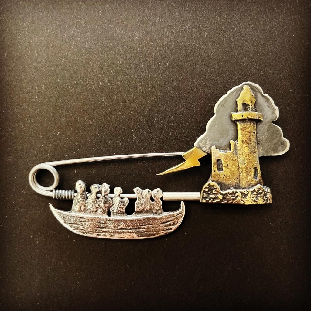 STORM COMING, ALL IN THE SAME BOAT STORY PIN Sand cast 925 silver, brass + stainless steel pin