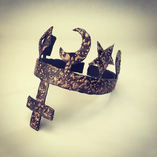 CROWN FOR A ONE EYED KING steel, bronze